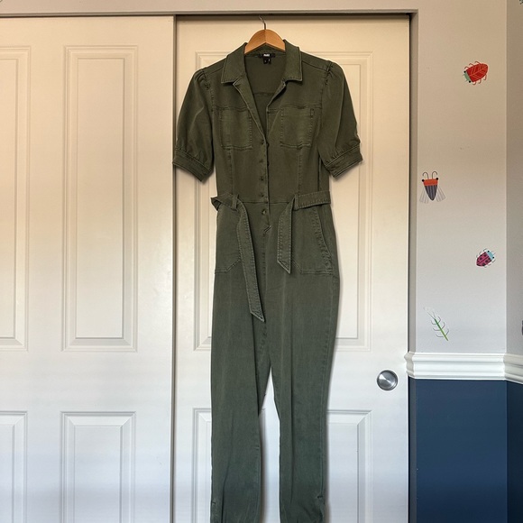 PAIGE Mayslie Short Sleeve Jogger Jumpsuit - Picture 4 of 7